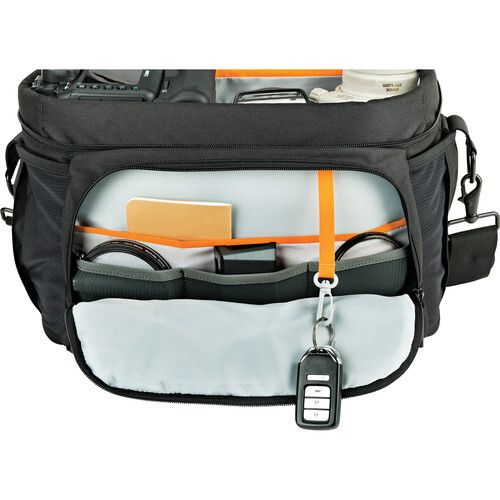 Сумка Lowepro Nova 200 AW II черная