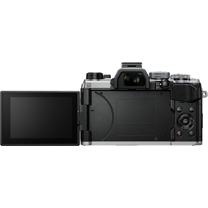 Фотоаппарат OM System OM-5 kit 14_150mm F4_5.6 II Pro Silver