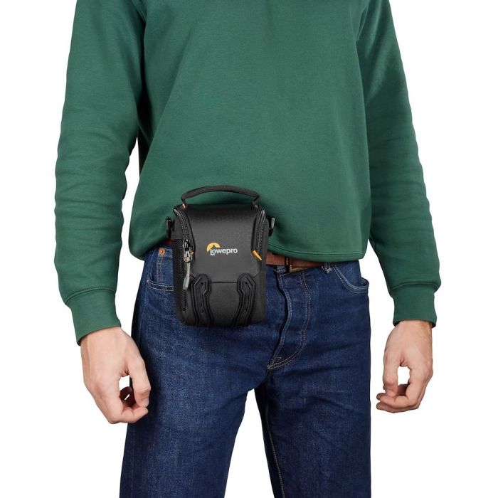Сумка Lowepro Adventura SH 115 III черная