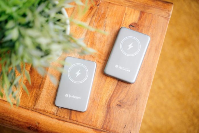 Портативный аккумулятор Verbatim Charge‘n’Go Power Bank 10000 мАч с беспроводной зарядкой, серый