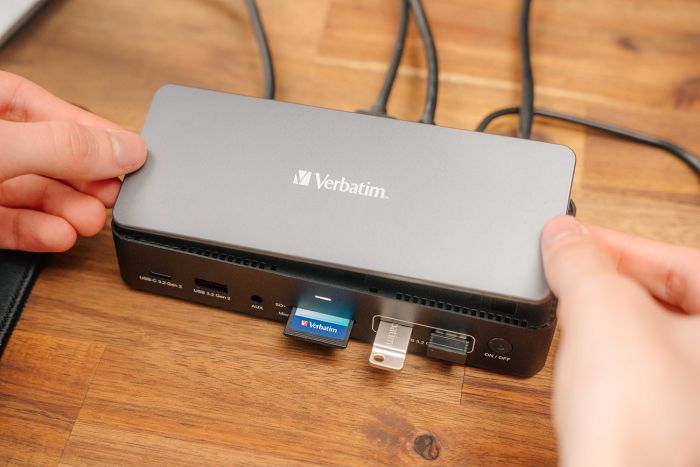 Док-станция Verbatim USB-C Pro Dock CDS-15SSD на 15 портов + 256GB Vi3000 SSD
