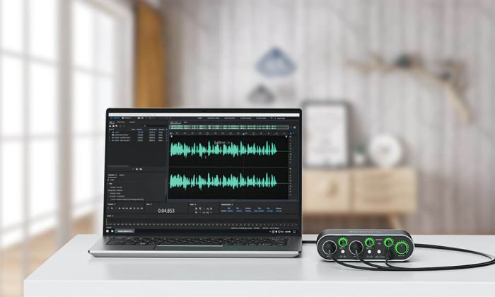 Внешняя звуковая карта Saramonic MV-Mixer вход: 2х XLR / 1/4"; выход: USB-C