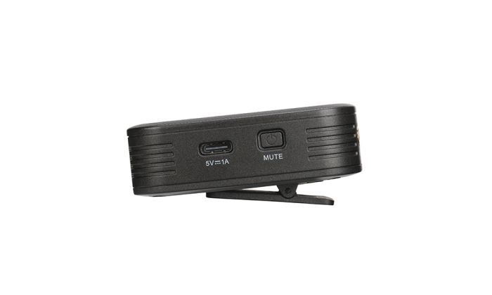Радиосистема Saramonic Blink500 Pro B8 4TX+RX приемник + 4 передатчика, разъем 3,5 мм