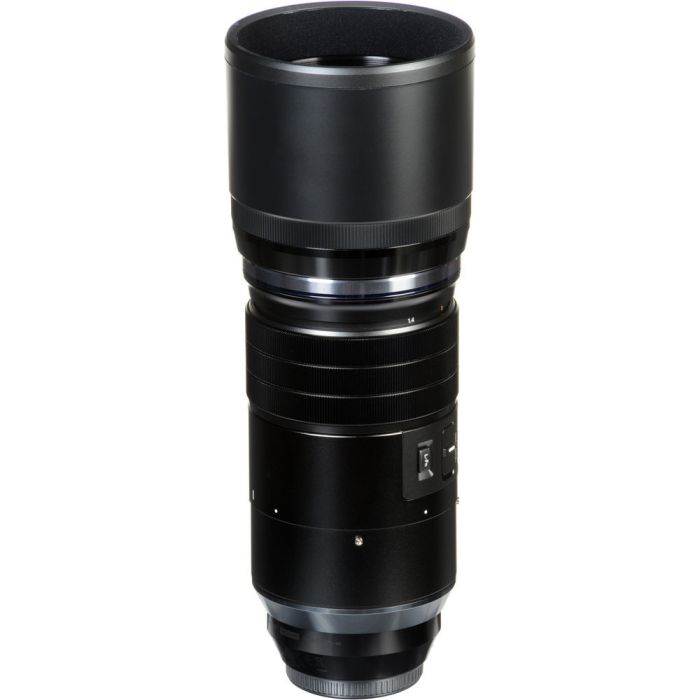 Объектив Olympus M.Zuiko Digital ED 300mm F4 IS Pro черный