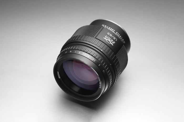 Объектив Зенит Гелиос 40-2М 85mm f/1.5 M42