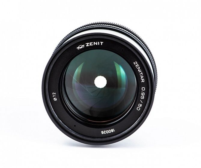 Объектив Зенит Зенитар-E 50mm f/0.95 Sony E