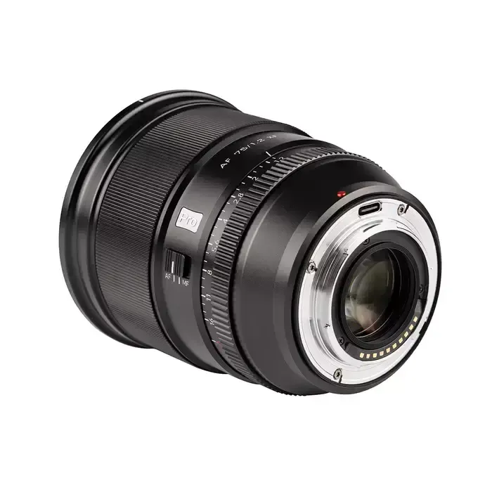 Объектив Viltrox AF 75mm F1.2 PRO XF для Fujifilm X